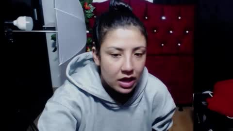 antonella750x online show from November 10, 9:39 pm