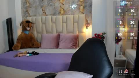 Antonella Moon 7 online show from April 17, 4:37 am