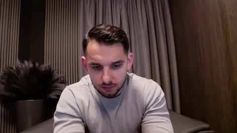 HI My name is Antonio online show from January 7, 8:03 pm