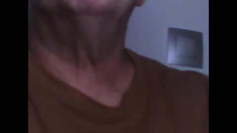 Snapshot of antonioxx454 chatting on October 31, 6:19 pm AntonioyJesy online show from October 31, 6:19 pm