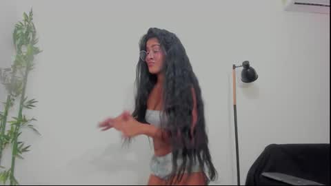 ANTONELLA online show from February 5, 6:33 pm