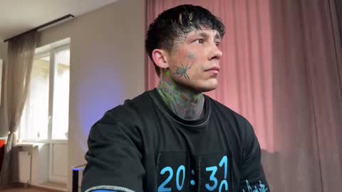 Tom online show from March 10, 10:08 am