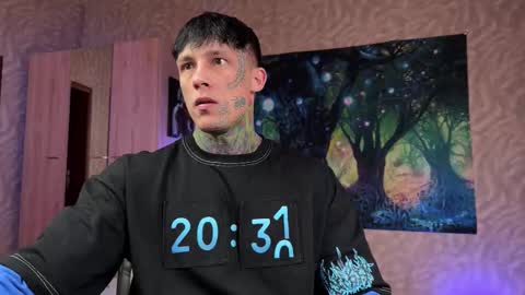 Tom online show from February 11, 8:29 am