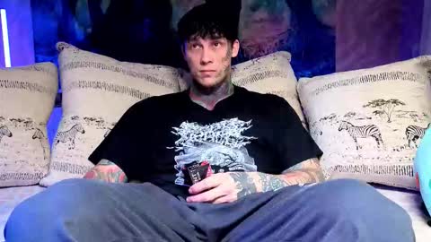 Tom online show from January 10, 6:52 am