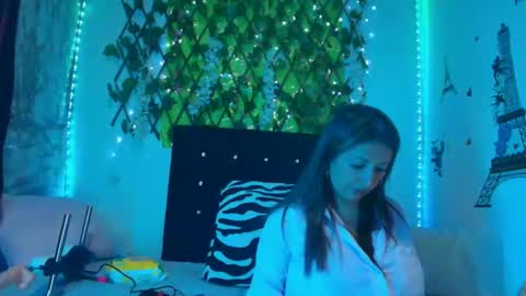 any mour online show from November 17, 7:49 pm