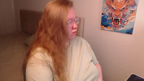 Anya Muna online show from December 10, 5:11 pm