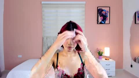 Anya  online show from April 9, 8:25 pm