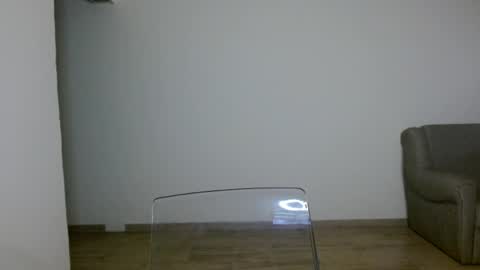 Anya online show from April 16, 9:39 pm