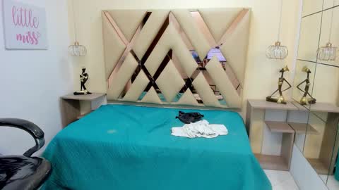 anyelotwink online show from January 10, 3:17 pm