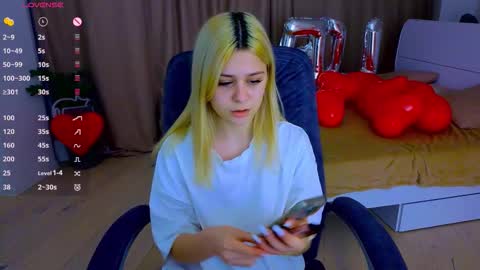 ApheliaStar online show from February 10, 3:48 pm