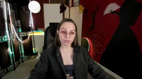 Snapshot of aphexqueen chatting on March 8, 1:03 pm APHEX QUEEN online show from March 8, 1:03 pm