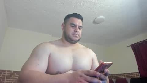 Snapshot of apholov chatting on October 20, 9:36 am follow me   here you find me online show from October 20, 9:36 am
