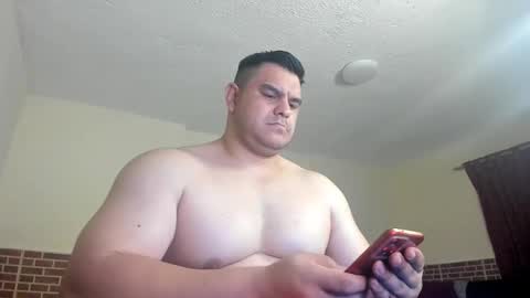 Snapshot of apholov chatting on September 25, 7:37 am follow me   here you find me online show from September 25, 7:37 am