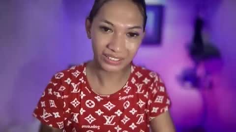 Snapshot of aphr0dite_x chatting on October 24, 8:15 am Roman Goddess online show from October 24, 8:15 am