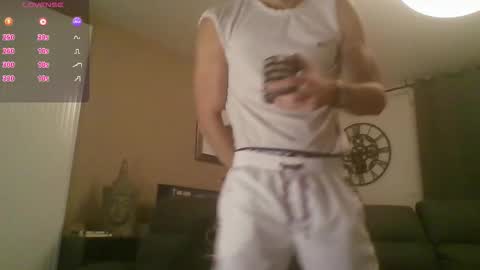 Snapshot of apollonfitx_69 chatting on October 7, 10:06 pm apollonfitx_69 online show from October 7, 10:06 pm