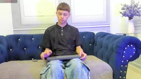   online show from March 17, 1:54 am