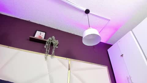 April online show from February 25, 12:09 pm