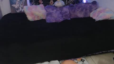 april_l6 online show from May 29, 1:03 am