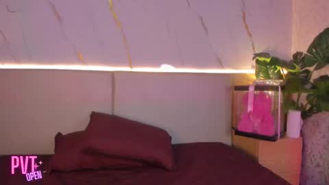 aprilgrey111 online show from February 4, 8:46 pm