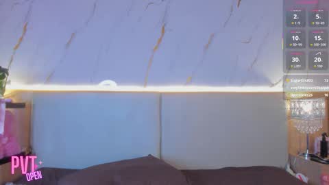 aprilgrey111 online show from February 25, 8:12 pm