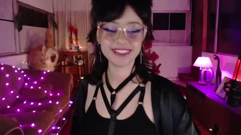 Snapshot of aquamarinebubble chatting on October 15, 3:10 am Zam independent model online show from October 15, 3:10 am