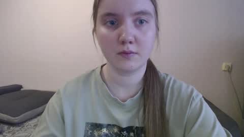 Josefin online show from October 5, 6:33 am