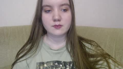 Josefin online show from January 13, 8:44 am