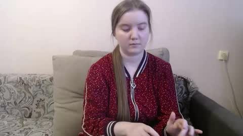 Josefin online show from March 28, 9:54 am