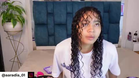   online show from March 21, 7:14 am