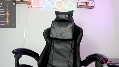 Arceluz  online show from February 11, 11:33 pm