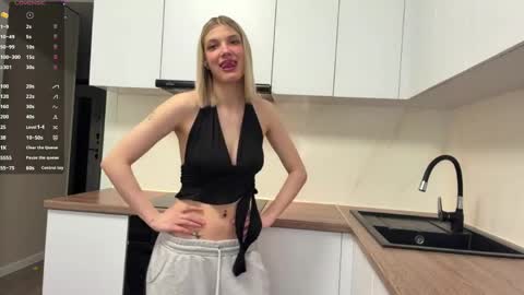 Caroline online show from June 9, 4:17 pm