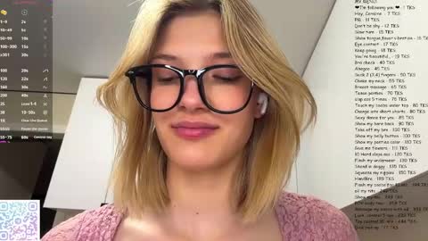 Caroline online show from June 2, 6:21 pm