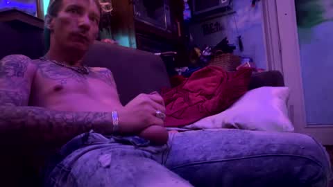 argabright online show from February 3, 12:47 pm