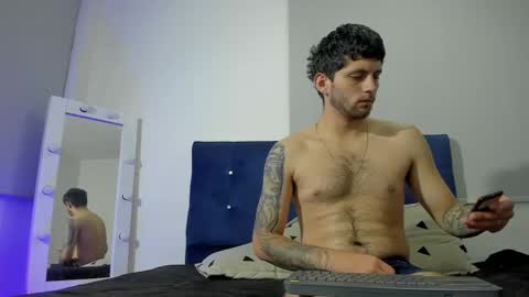 Ari and loggan online show from April 26, 8:56 am