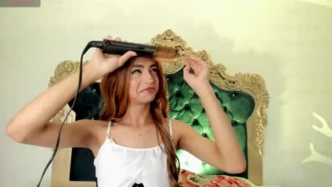 Ari  online show from November 17, 5:43 am