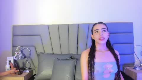 aria_henao online show from January 9, 3:56 am