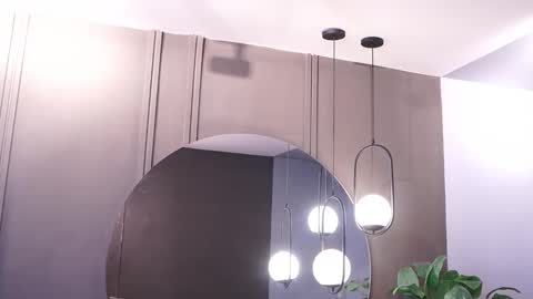 Ariaa online show from March 31, 7:03 pm