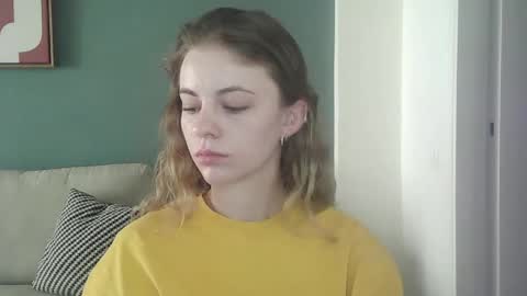 AriaCreazy online show from September 15, 6:37 am