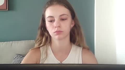 AriaCreazy online show from September 16, 6:38 am