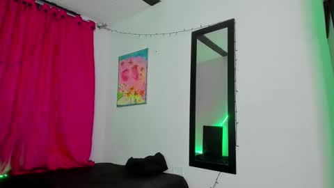 ariadna_4 online show from March 10, 5:00 am