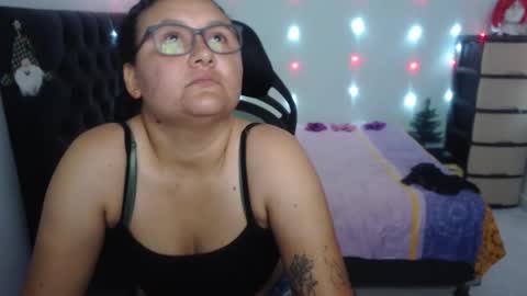 ...Ariana... online show from November 6, 6:55 pm