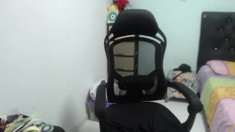 ...Ariana... online show from November 1, 7:13 pm