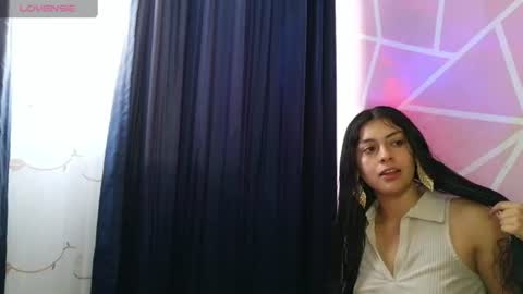dafna lorens  online show from June 10, 1:32 pm