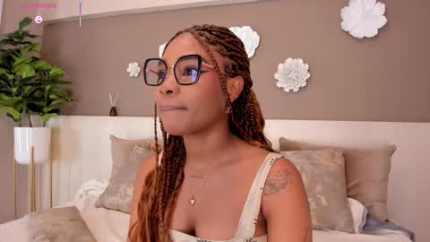 Aria Foster online show from November 13, 4:04 am