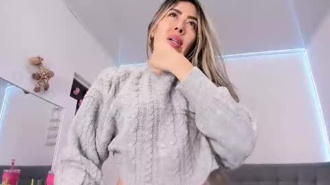 Ariana online show from March 18, 7:31 pm