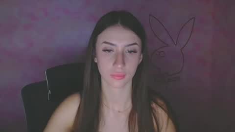 Snapshot of ariana_muur chatting on October 1, 5:28 am Ariana online show from October 1, 5:28 am