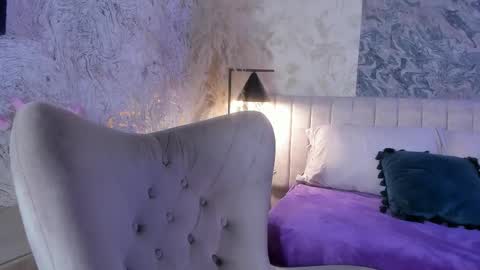 Arianna Collins online show from November 12, 11:56 am