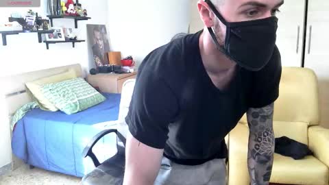 Banana online show from March 25, 3:41 pm