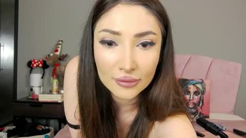 arianna_moonx online show from April 3, 8:49 pm