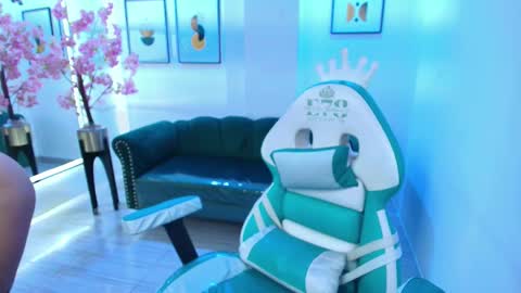 arianna_sweeet online show from January 6, 3:43 am